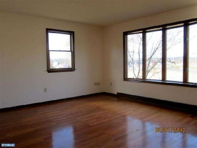 302 Mill Rd, Womelsdorf, PA 19567 - photo 4