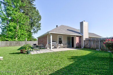 802 Mockingbird cir ext final-5