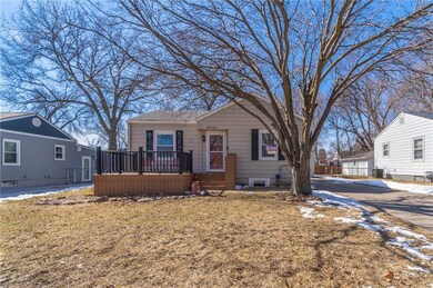 2400 48th St, Des Moines, IA 50310 - photo 2