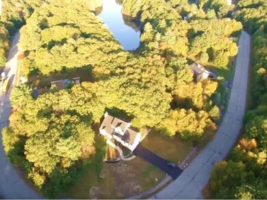 140 Palisades Cir, Stoughton, MA 02072 - photo 2