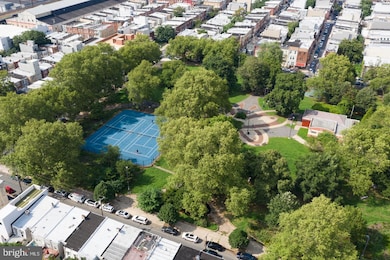 2332 Reed St, Philadelphia, PA 19146 - photo 5