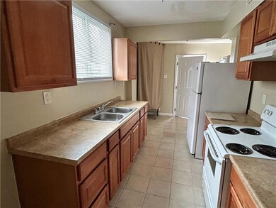 6027 Mandeville St, New Orleans, LA 70122 - photo 3