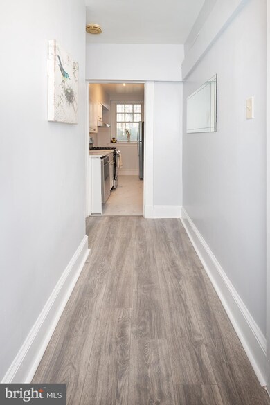 2410 20th St NW unit 10, Washington, DC 20009 - photo 6