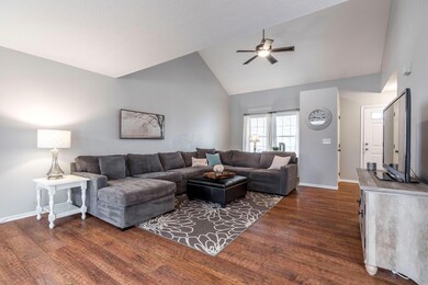 2019-03-08 641 Flat River St 17