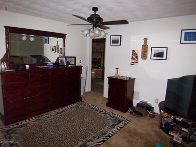 2484 Lofberg Dr, Jacksonville, FL 32216 - photo 4