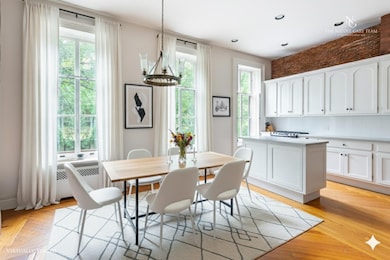 68 W 11th St unit 3, New York, NY 10011 - photo 7