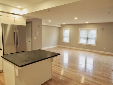 157 Hancock St unit 7, Quincy, MA 02171 - photo 2