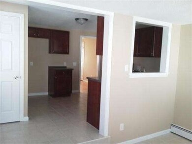 237 Shawmut St, Springfield, MA 01108 - photo 6