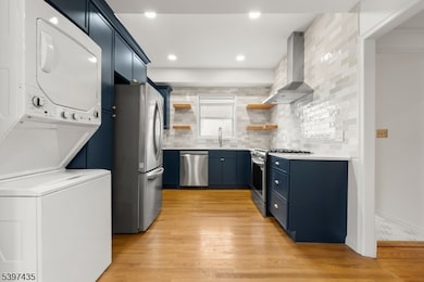 39 Walnut St unit 2, Montclair, NJ 07042 - photo 6