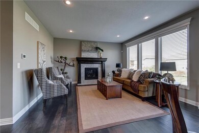 1906 Red Bud Ct, Raymore, MO 64083 - photo 6