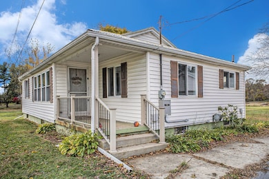 1146 S Meridian Rd, Mason, MI 48854 - photo 4