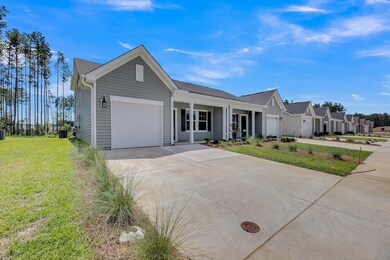 Move In Ready End Unit Villa!