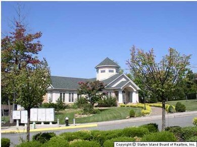 55 El Camino Loop, Staten Island, NY 10309 - photo 2