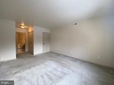 1659 Parkcrest Cir unit 6C/200, Reston, VA 20190 - photo 7