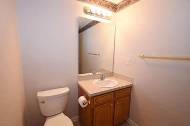 3951 Sterling Pointe Dr unit Ooo7, Winterville, NC 28590 - photo 3