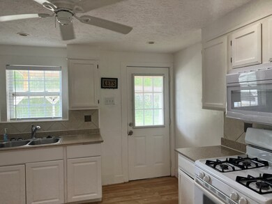 19016 Cammie Rd, Alvin, TX 77511 - photo 7