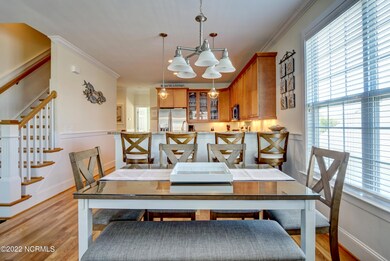 Dining/Kitchen