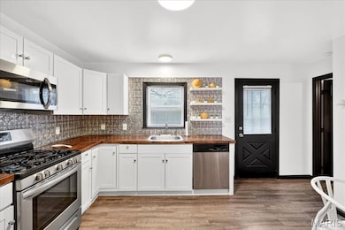 4695 Primm St, Saint Louis, MO 63116 - photo 7