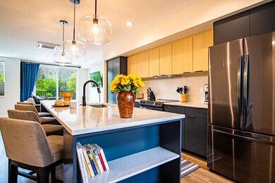 410 RVR Unit 4 Kitchen On Level 2