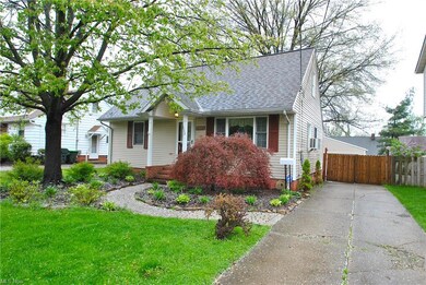 112 Arlington Cir, Wickliffe, OH 44092 - photo 2