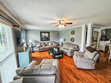 102 Megan Cir, Shelbyville, TN 37160 - photo 6