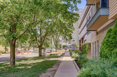 15 S Broom St unit 301, Madison, WI 53703 - photo 2