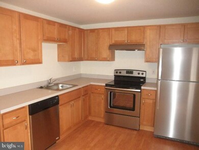 24 Baltistan Ct, Rosedale, MD 21237 - photo 5