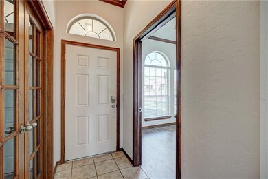 1804 NE 11th St, Moore, OK 73160 - photo 4