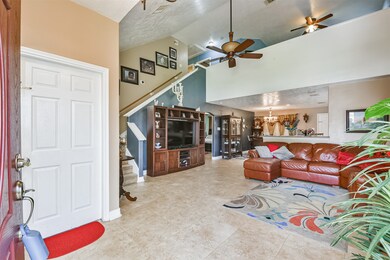 1087 Lasso Ct, Alvin, TX 77511 - photo 7