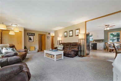 2860 Comet Ct, Eau Claire, WI 54703 - photo 6