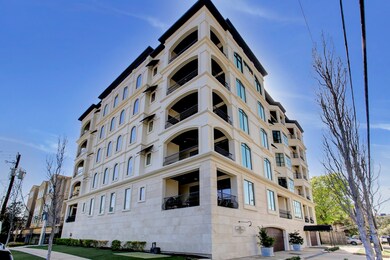 Well located in the River Oaks area, six stories w
