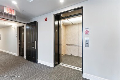 32-DSC05033