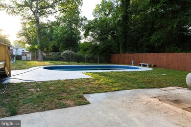 5705 Alan Dr, Clinton, MD 20735 - photo 4