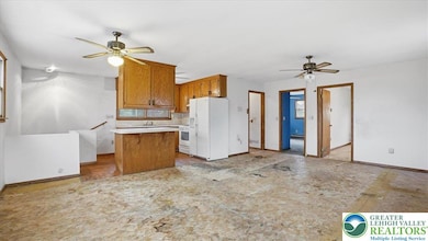 943 Crawford St, Bethlehem, PA 18017 - photo 4