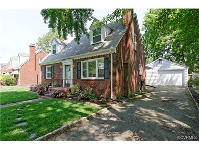 Detached 1.5 car garage