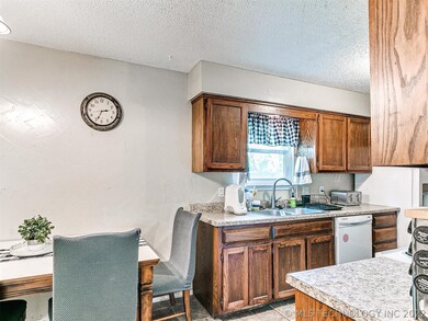 20952 E 37th Place S, Broken Arrow, OK 74014 - photo 6