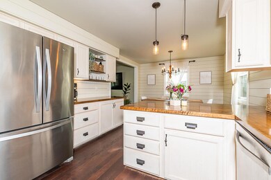 2223 Surry, Schoolcraft, MI 49087 - photo 6