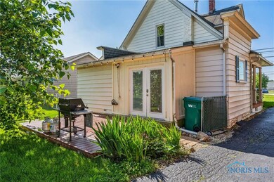 1022 E Sandusky St, Findlay, OH 45840 - photo 7