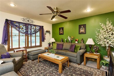 3714 SE 10th St, Des Moines, IA 50315 - photo 3