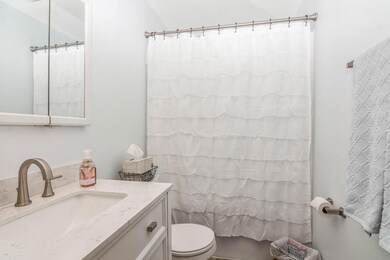 3039 Hess Dr, Highland, IN 46322 - photo 6