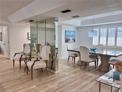 Additional sitting area in the living room