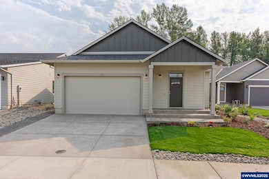 702 Tigerlily St, Silverton, OR 97381 - photo 2