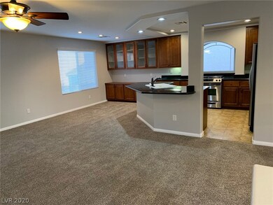 8458 Summers Ranch Ct, Las Vegas, NV 89139 - photo 6