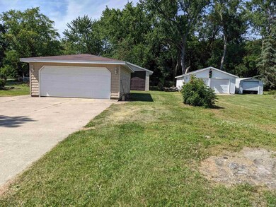 56750 Pear Rd, South Bend, IN 46619 - photo 2