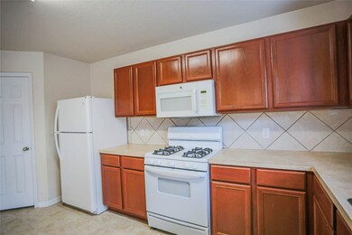 13406 Country Path Way, Houston, TX 77038 - photo 5