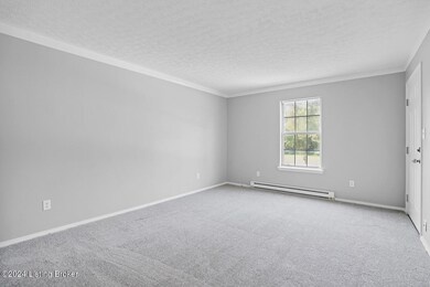 6805 E Manslick Rd, Louisville, KY 40228 - photo 5