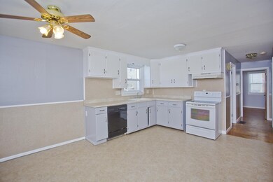 16 Asinof Ave, Chicopee, MA 01013 - photo 3