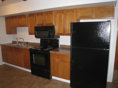 1044 Ross Rd, Columbus, OH 43227 - photo 5