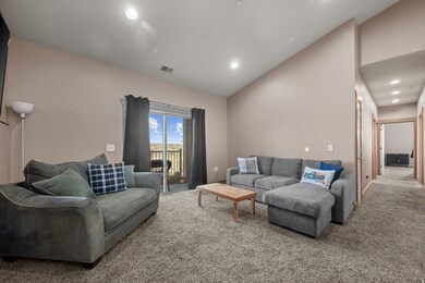 178 W Springview Dr, Saratoga Springs, UT 84045 - photo 6