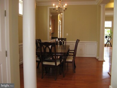 16139 Radburn St, Woodbridge, VA 22191 - photo 7